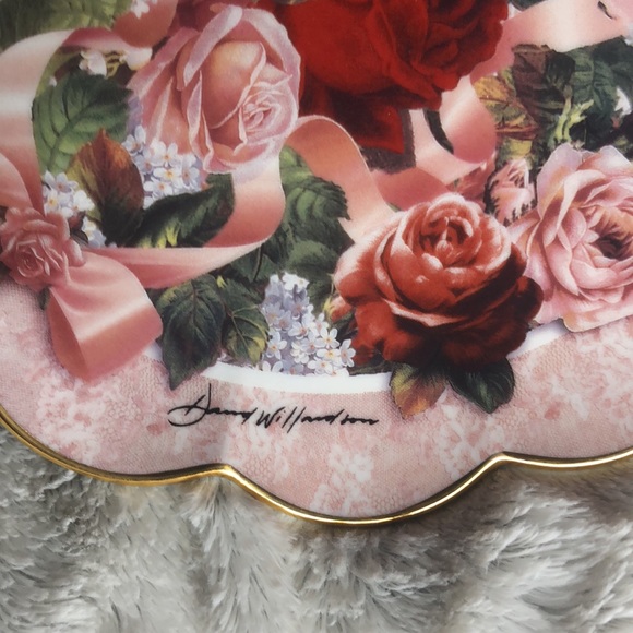 Franklin Mint Accents Victorian Rose Bouquet Plate Franklin Mint